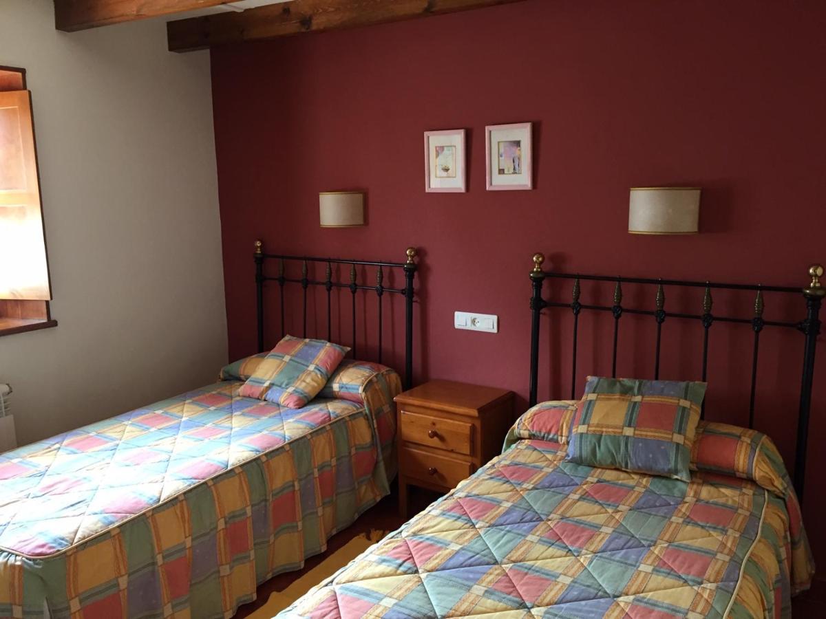 Apartamentos El Cueto De Los Collado Villanueva de Pria Exterior foto