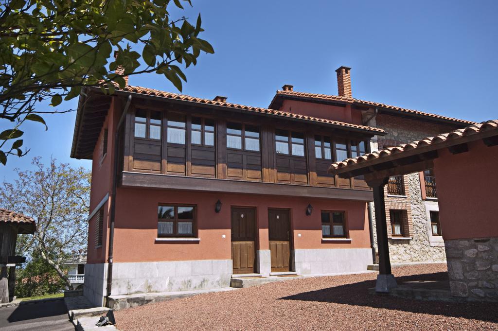 Apartamentos El Cueto De Los Collado Villanueva de Pria Exterior foto